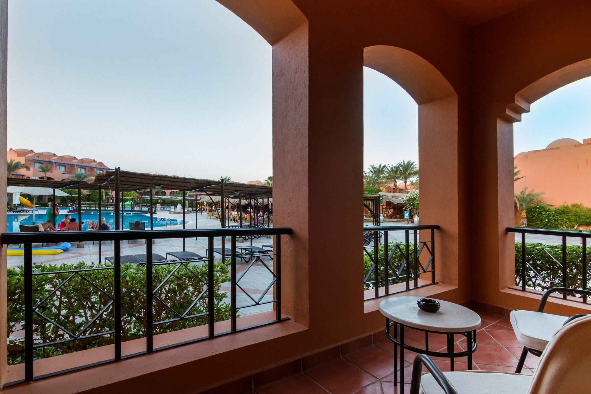 Hotel Jaz Makadi Oasis Club Exterior foto